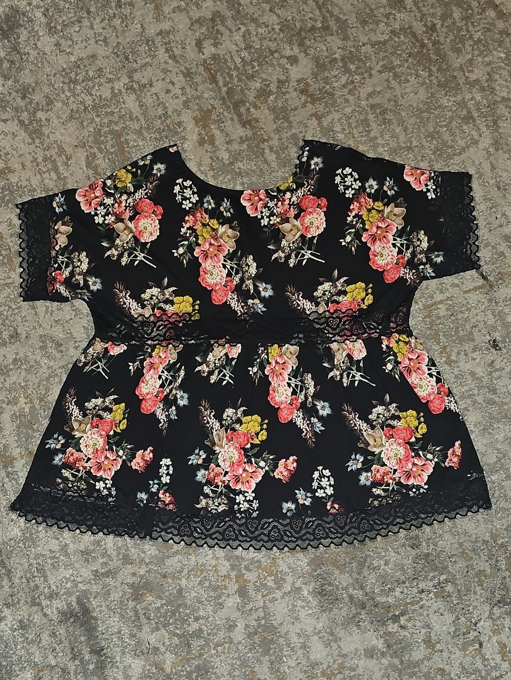 Torrid Babydoll Super Soft Lace Trim Top 2X - Picture 9 of 9
